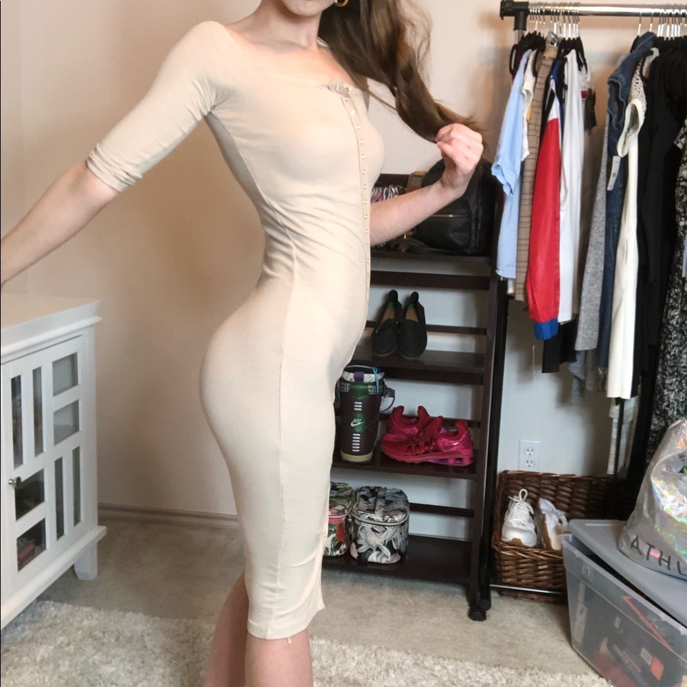 Fashion Nova Dress Nude - Picture 3 of 8